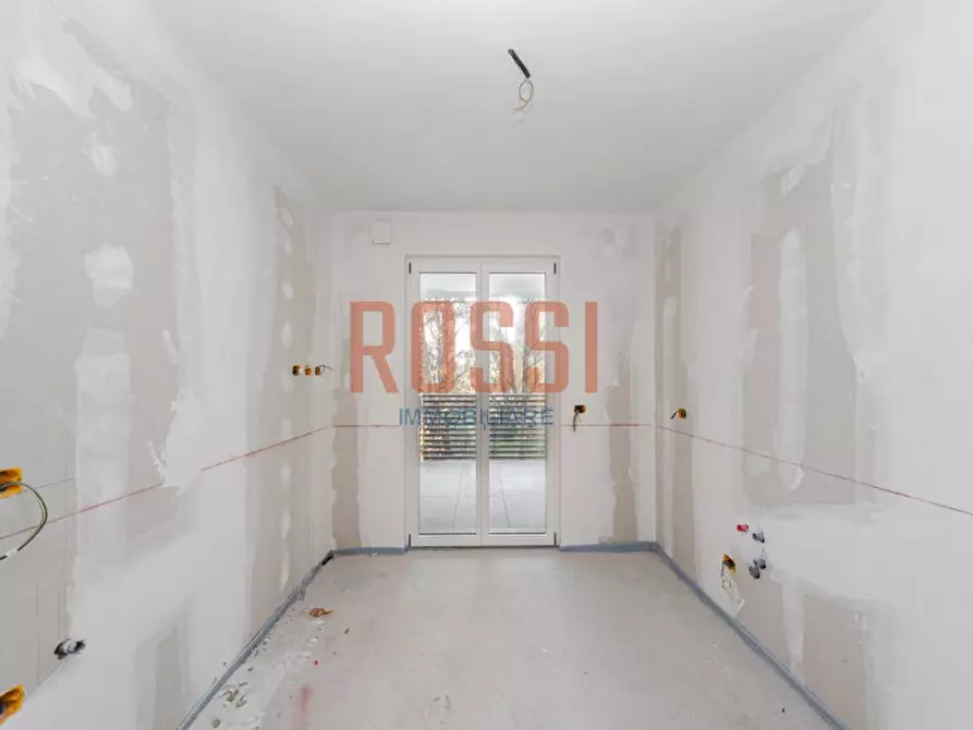 Immagine 8 di Appartamento in vendita  in VIA PACINOTTI a Monza