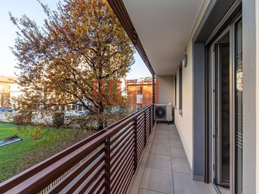 Immagine 10 di Appartamento in vendita  in VIA PACINOTTI a Monza