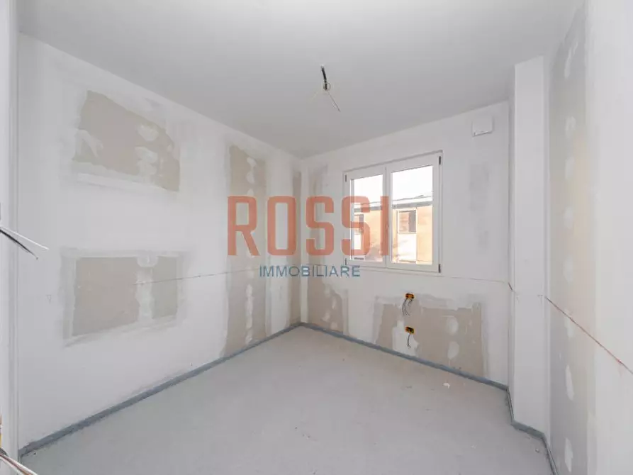 Immagine 14 di Appartamento in vendita  in VIA PACINOTTI a Monza