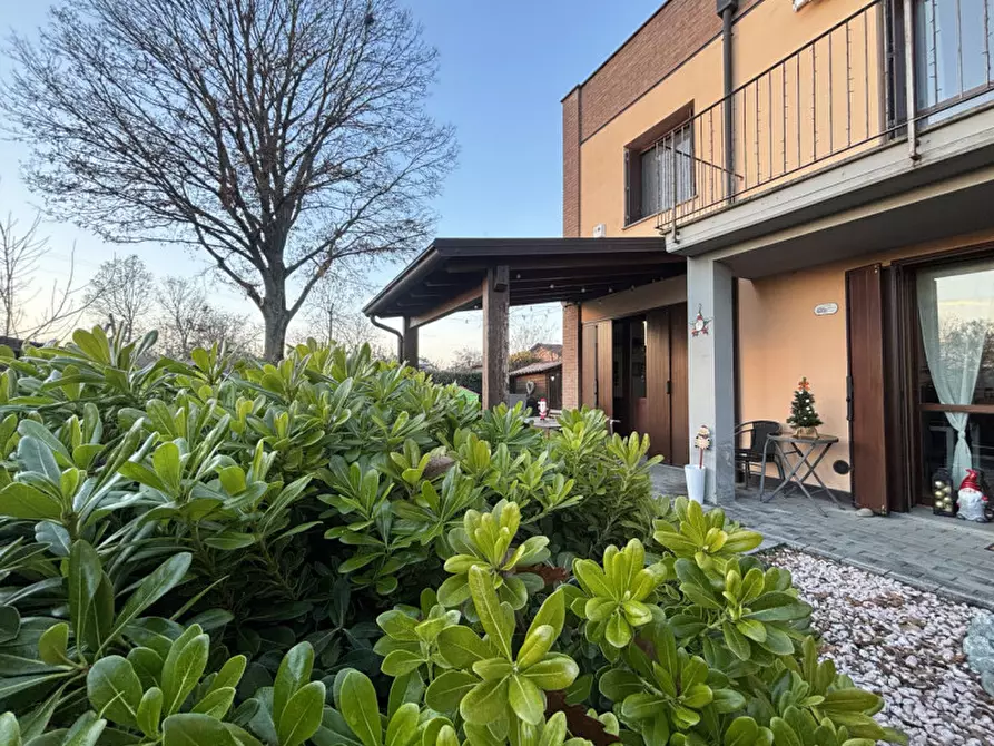 Immagine 2 di Appartamento in vendita  in Strada borgazzo, 50 a Sissa Trecasali