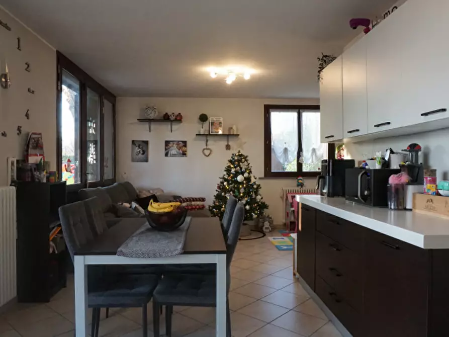 Immagine 8 di Appartamento in vendita  in Strada borgazzo, 50 a Sissa Trecasali