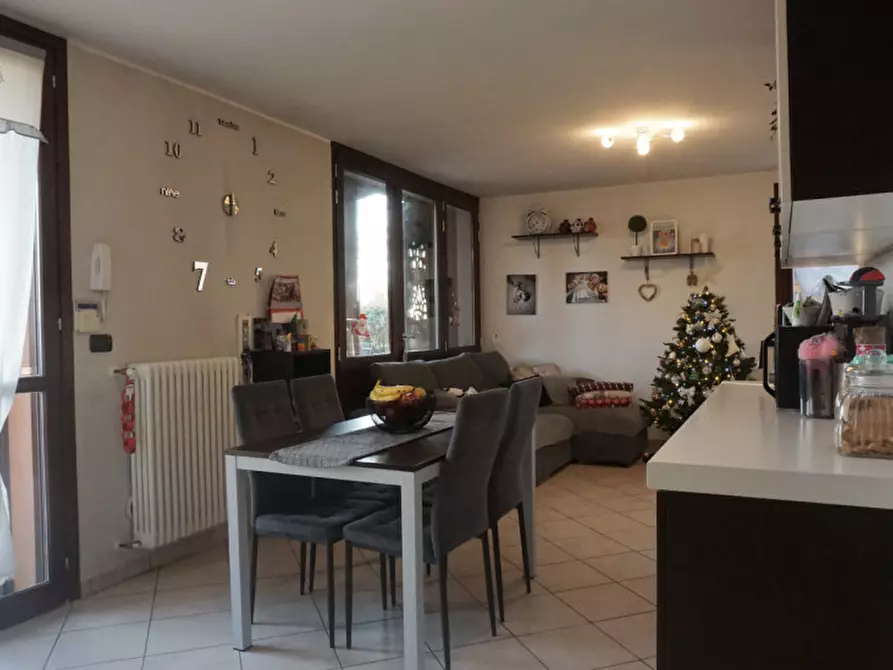 Immagine 10 di Appartamento in vendita  in Strada borgazzo, 50 a Sissa Trecasali