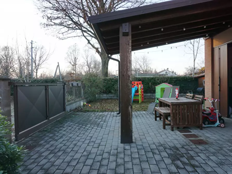 Immagine 40 di Appartamento in vendita  in Strada borgazzo, 50 a Sissa Trecasali