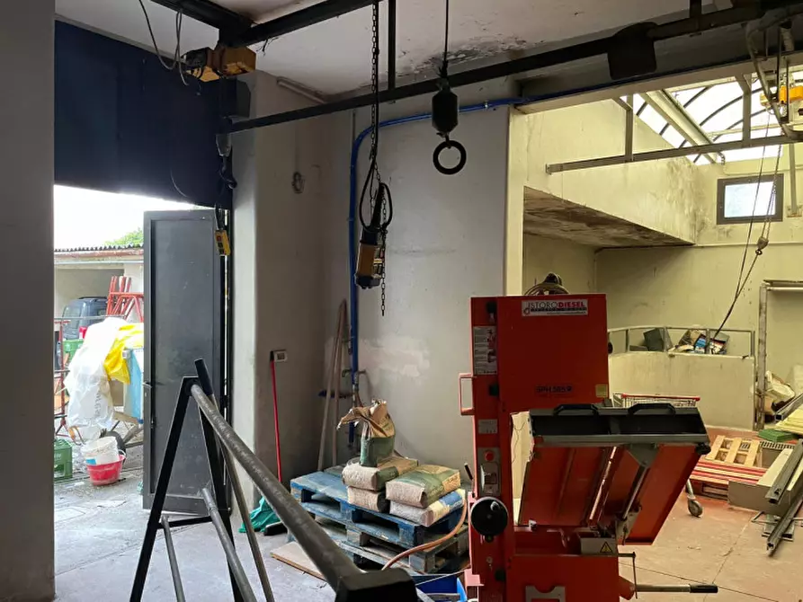 Immagine 3 di Rustico / casale in vendita  in viale repubblica a Mazzano