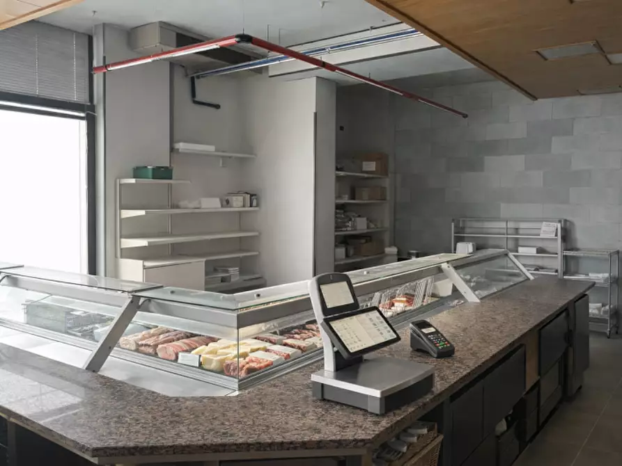 Immagine 4 di Negozio in vendita  in via della repubblica a Mazzano