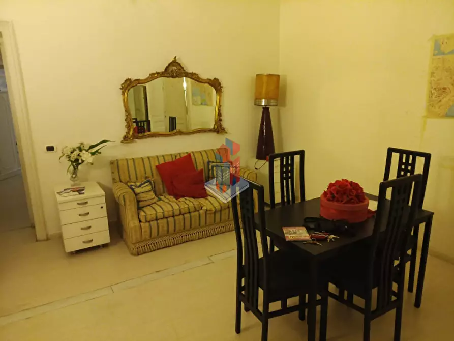 Immagine 5 di Appartamento in vendita  in CORSO UMBERTO- METRO' a Napoli