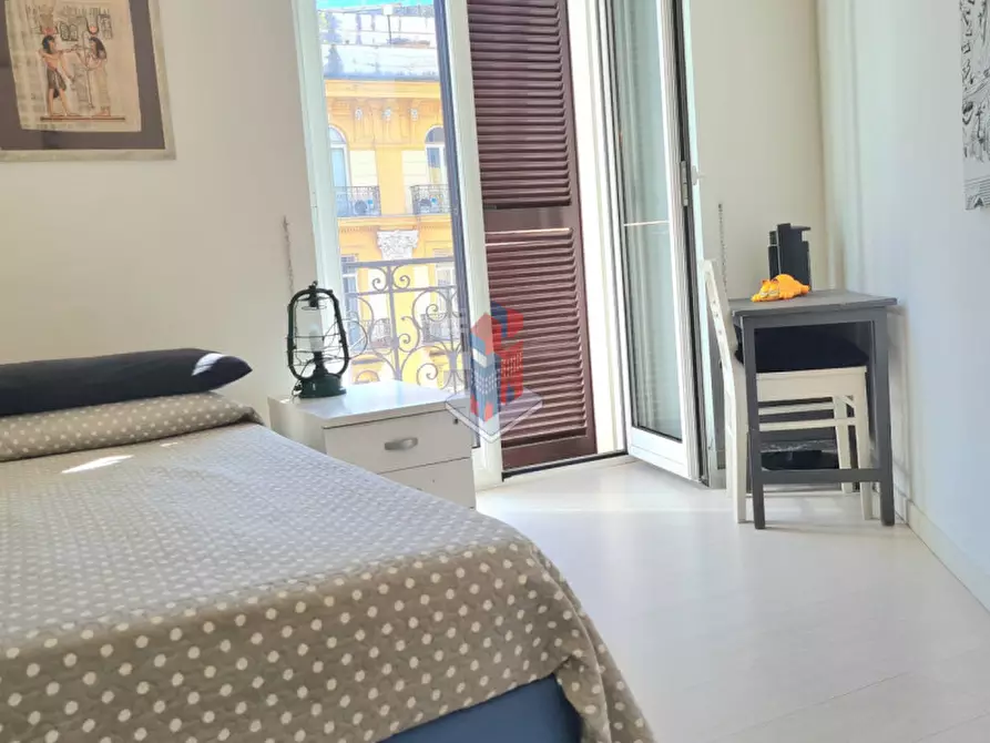 Immagine 10 di Appartamento in vendita  in CORSO UMBERTO- METRO' a Napoli