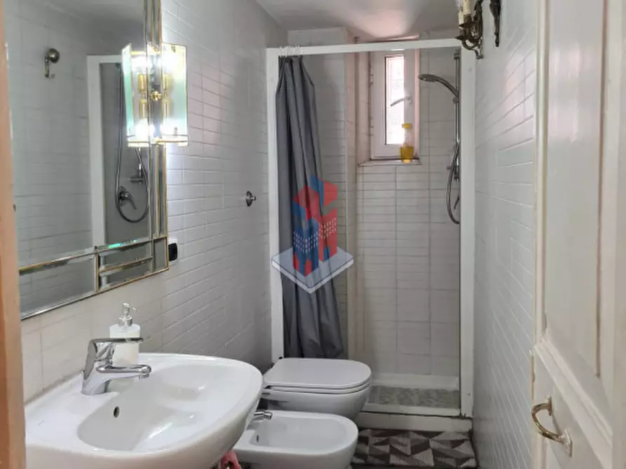 Immagine 18 di Appartamento in vendita  in CORSO UMBERTO- METRO' a Napoli