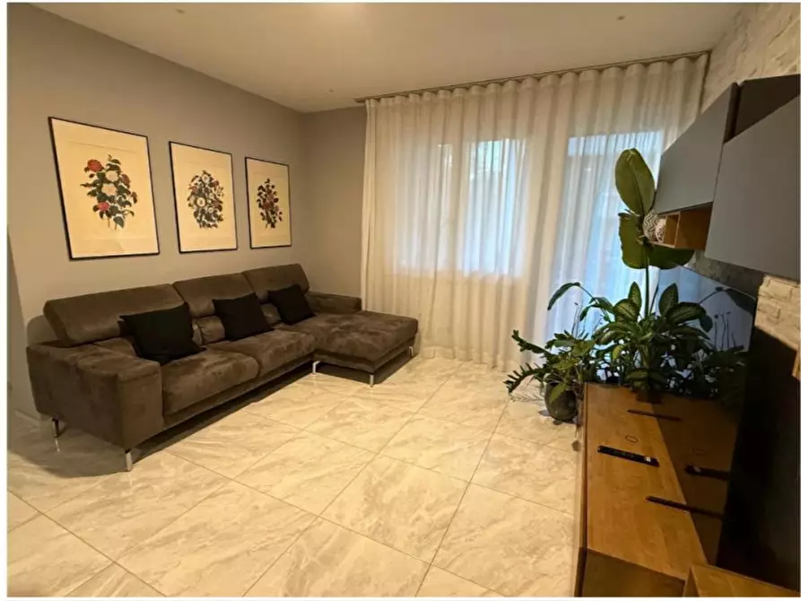 Immagine 3 di Appartamento in vendita  in Via Pellizzo a Padova