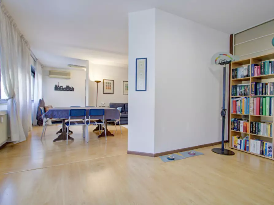 Immagine 3 di Appartamento in vendita  in Via Fratelli Perini a Trento