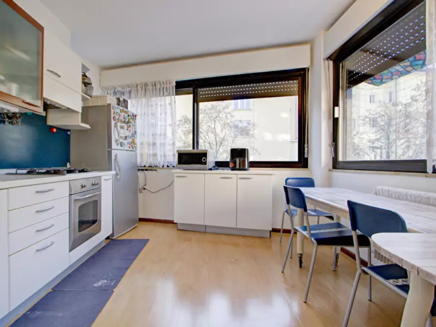 Immagine 5 di Appartamento in vendita  in Via Fratelli Perini a Trento