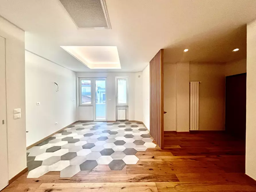 Immagine 1 di Appartamento in vendita  in Via Dante Alighieri a Pescara