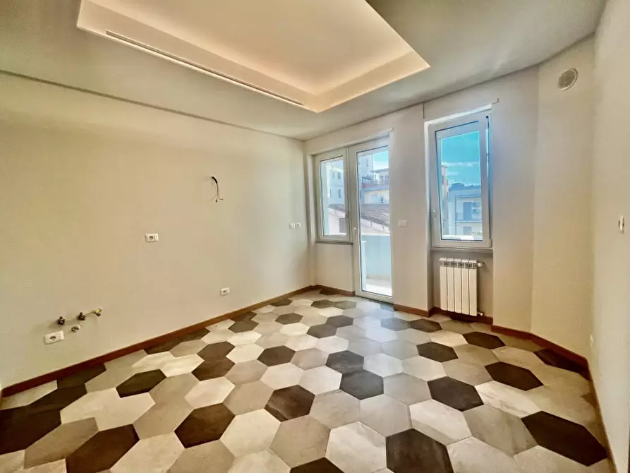 Immagine 3 di Appartamento in vendita  in Via Dante Alighieri a Pescara