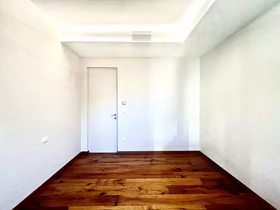 Immagine 17 di Appartamento in vendita  in Via Dante Alighieri a Pescara