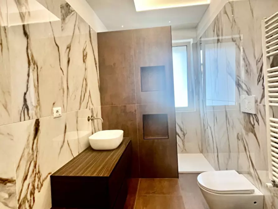 Immagine 22 di Appartamento in vendita  in Via Dante Alighieri a Pescara