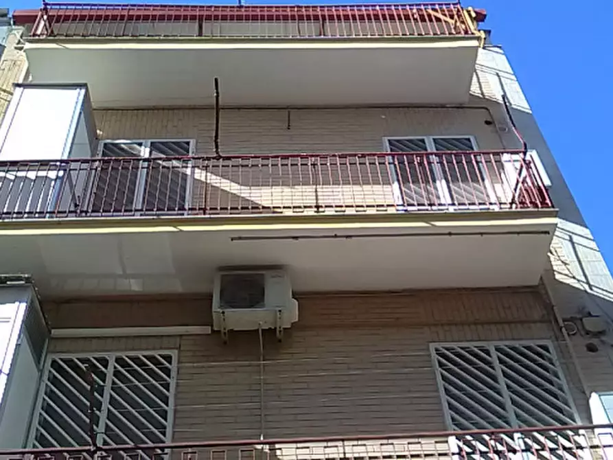 Immagine 2 di Palazzo in vendita  in via gorizia 42 a Barletta