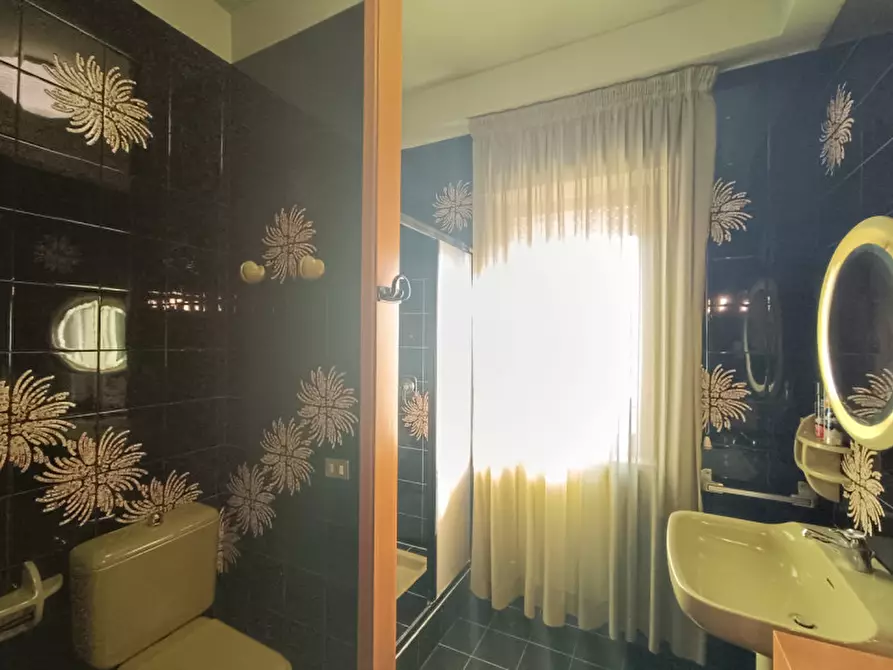 Immagine 45 di Appartamento in vendita  in Via Angelo Sacchetti Sassetti, 41 a Rieti