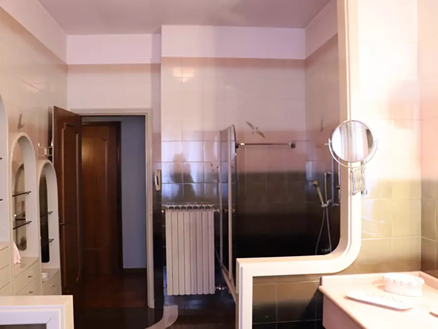 Immagine 55 di Appartamento in vendita  in Via Angelo Sacchetti Sassetti, 41 a Rieti