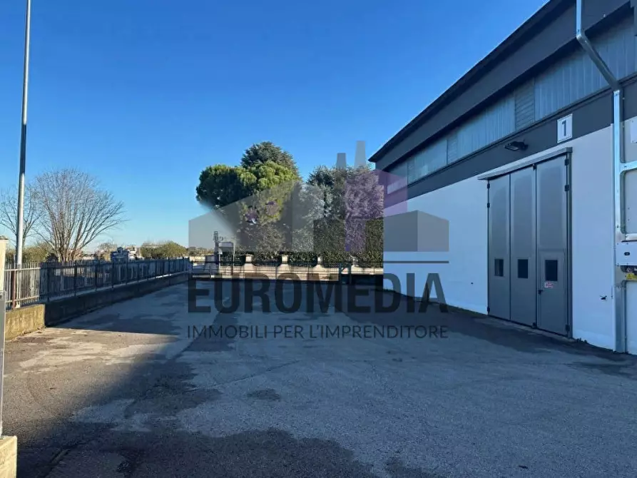 Immagine 3 di Capannone industriale in affitto  in via Pacinotti a Brendola