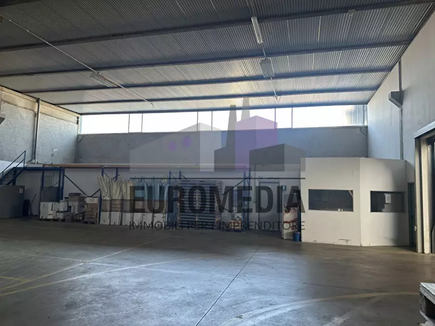 Immagine 9 di Capannone industriale in affitto  in via Pacinotti a Brendola