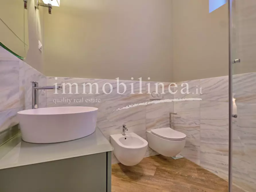 Immagine 21 di Appartamento in vendita  in VIA SAN GIOVANNI n. 7 Piano 1 a Garda