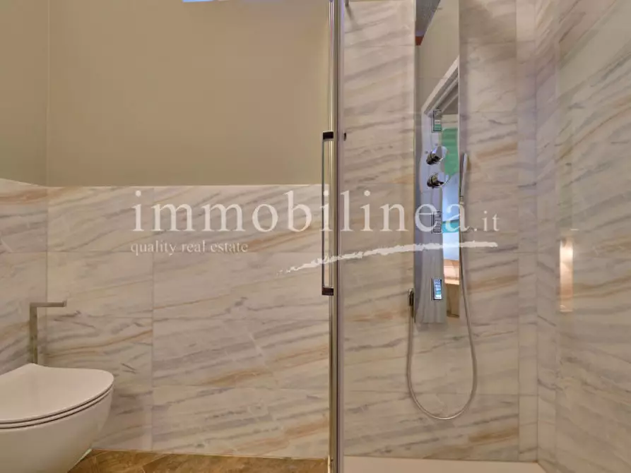 Immagine 23 di Appartamento in vendita  in VIA SAN GIOVANNI n. 7 Piano 1 a Garda