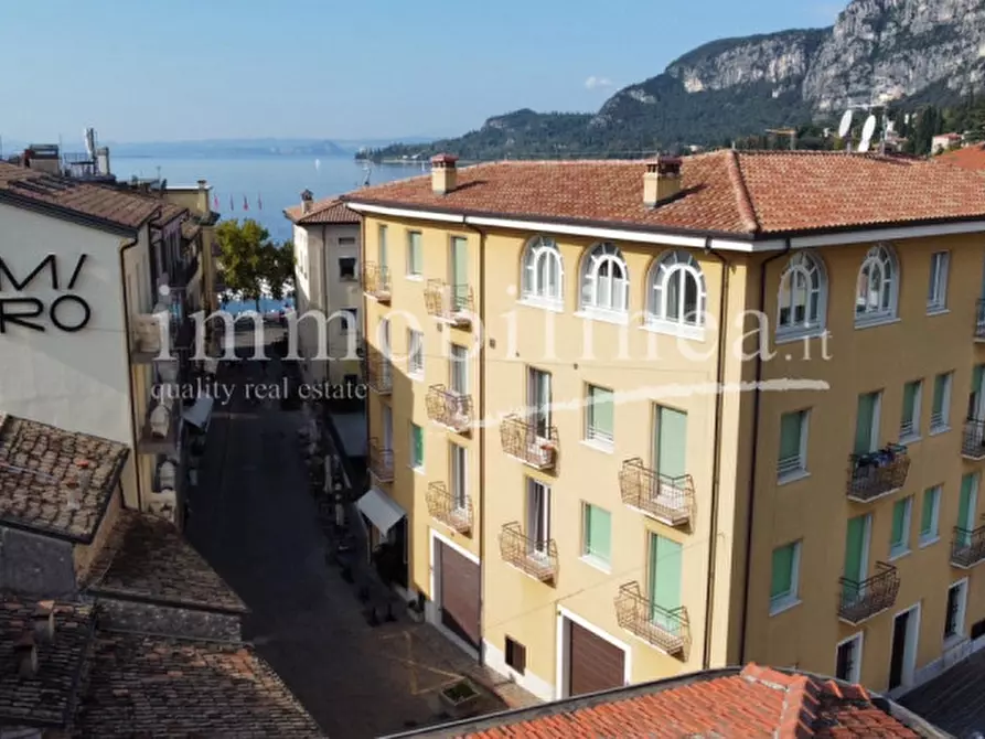 Immagine 28 di Appartamento in vendita  in VIA SAN GIOVANNI n. 7 Piano 1 a Garda