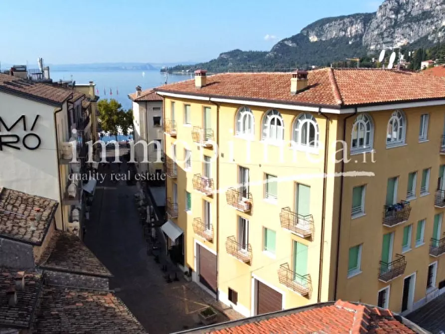 Immagine 28 di Appartamento in vendita  in VIA SAN GIOVANNI n. 7 Piano 1 a Garda