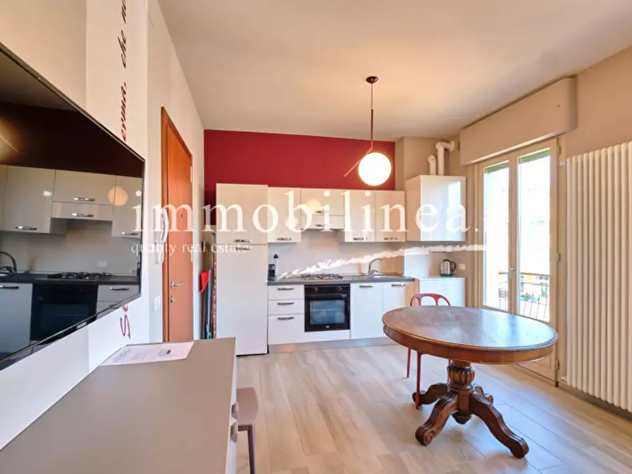 Immagine 1 di Appartamento in vendita  in VIA SAN GIOVANNI n. 7 Piano 2 a Garda