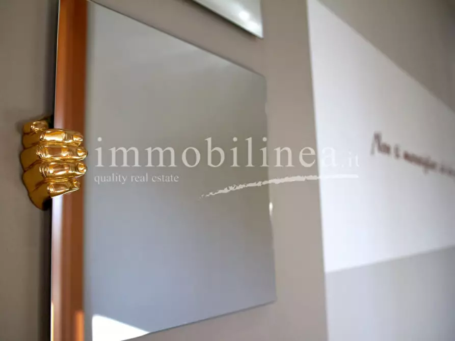 Immagine 12 di Appartamento in vendita  in VIA SAN GIOVANNI n. 7 Piano 2 a Garda