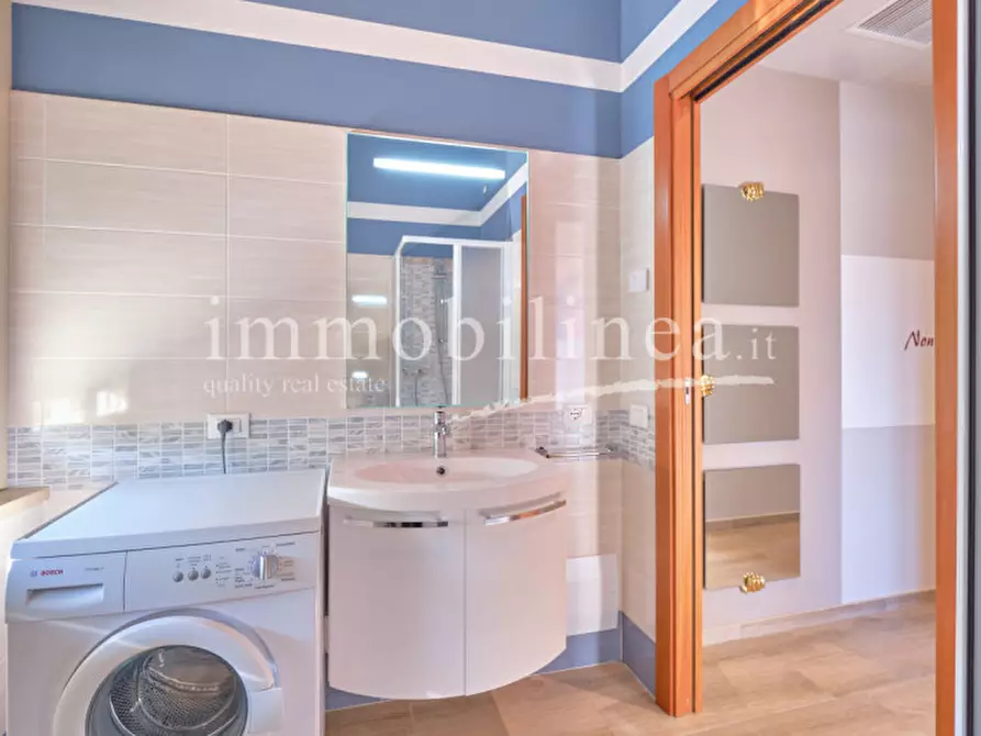 Immagine 27 di Appartamento in vendita  in VIA SAN GIOVANNI n. 7 Piano 2 a Garda