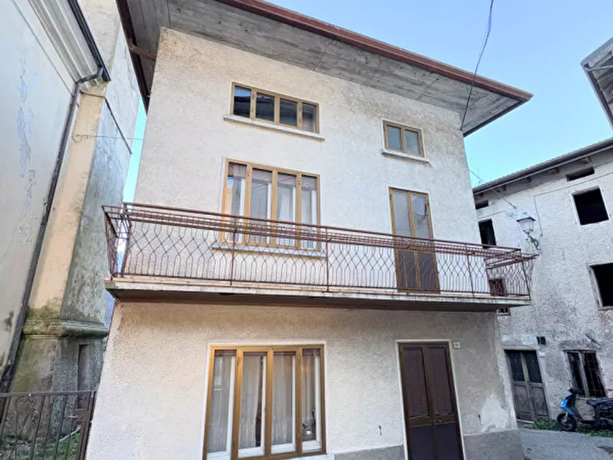 Immagine 1 di Casa indipendente in vendita  in via monte maggio a Arsiero