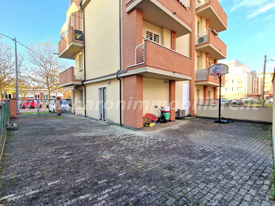 Immagine 4 di Appartamento in vendita  in Via Cesare Chiarini, 2 a Anzola Dell'emilia
