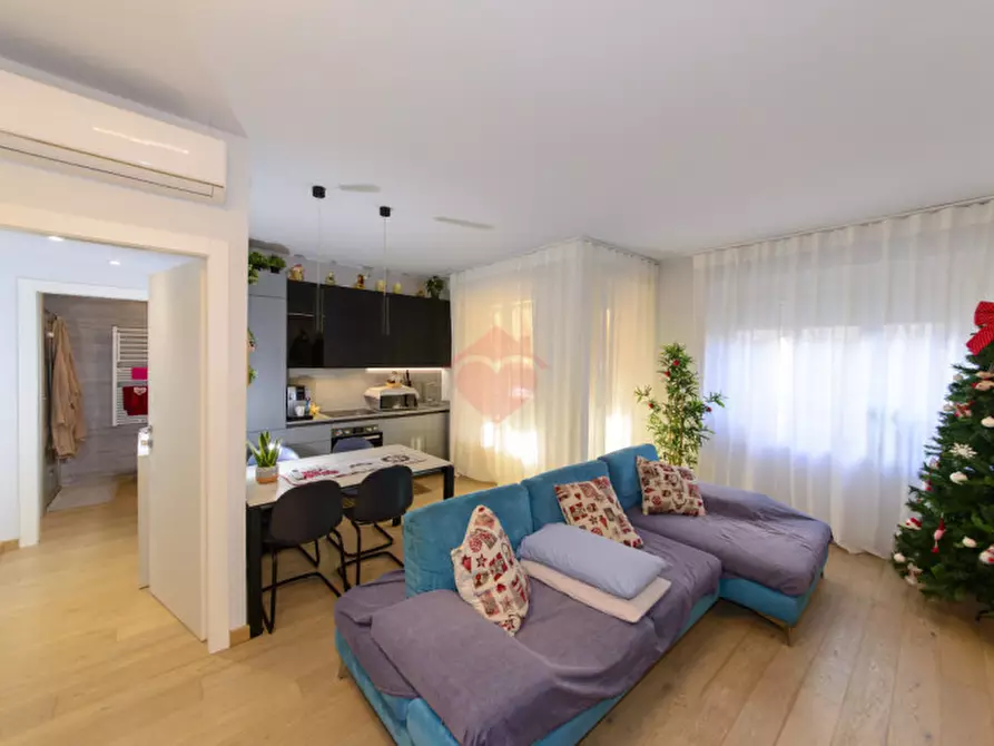 Immagine 2 di Appartamento in vendita  in Via Alessandro Volta 1 a Gorgonzola