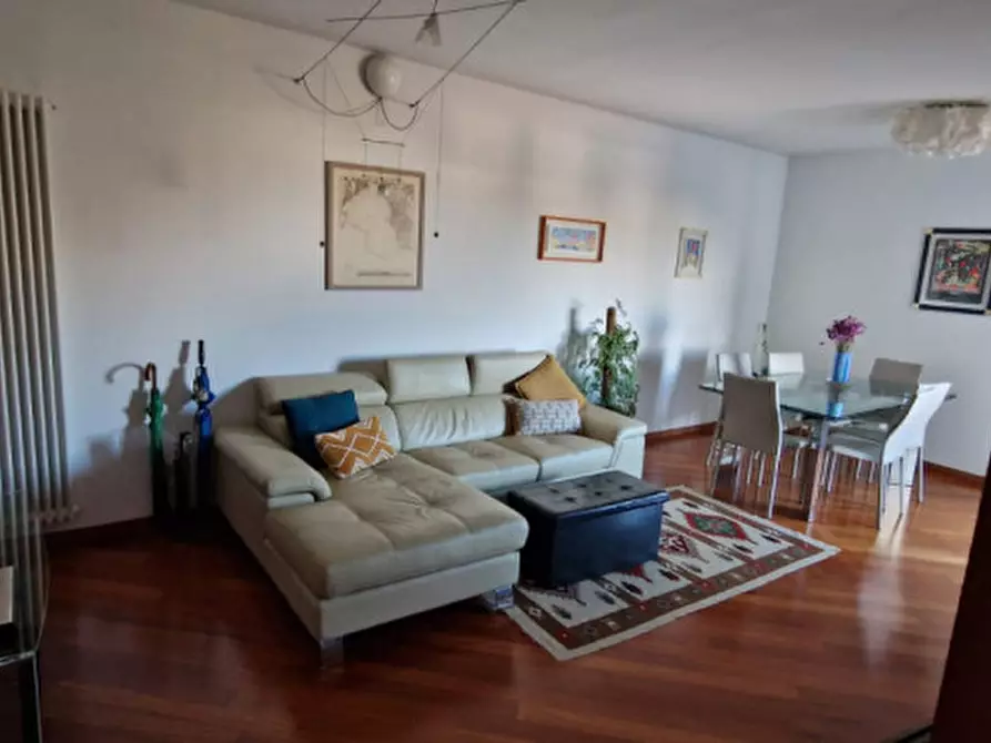 Immagine 2 di Appartamento in affitto  a Vicenza