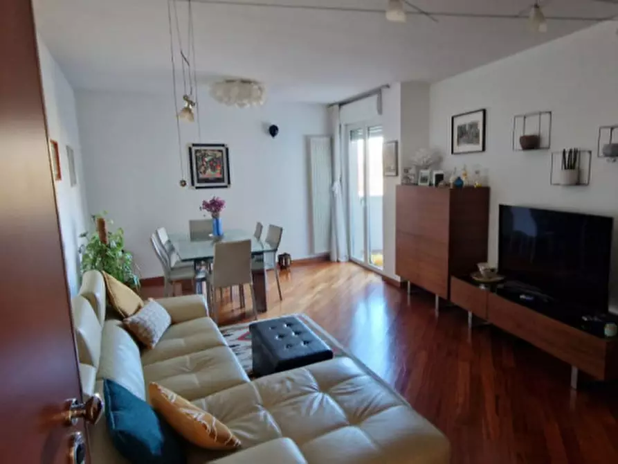 Immagine 3 di Appartamento in affitto  a Vicenza