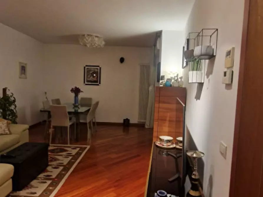 Immagine 9 di Appartamento in affitto  a Vicenza