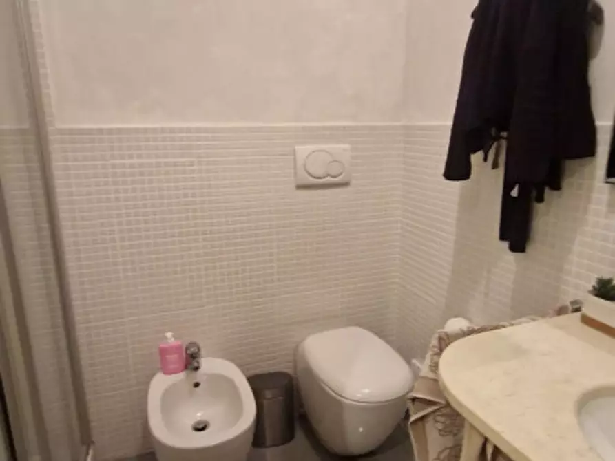 Immagine 26 di Appartamento in affitto  a Vicenza