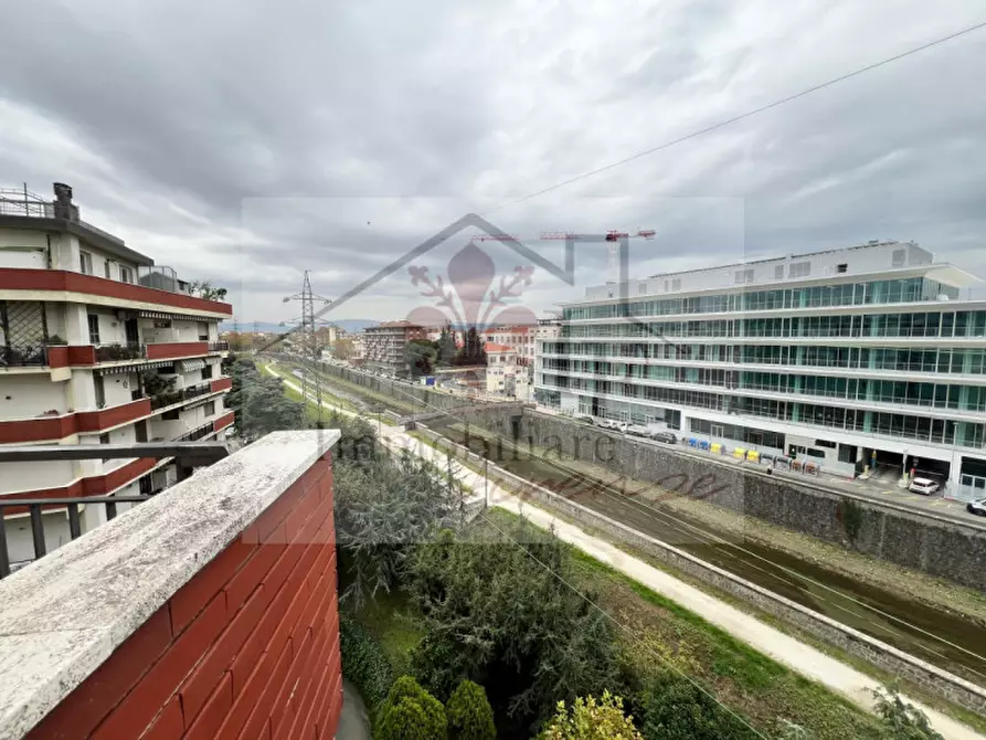 Immagine 12 di Appartamento in vendita  in Via Riccardo Zandonai a Firenze