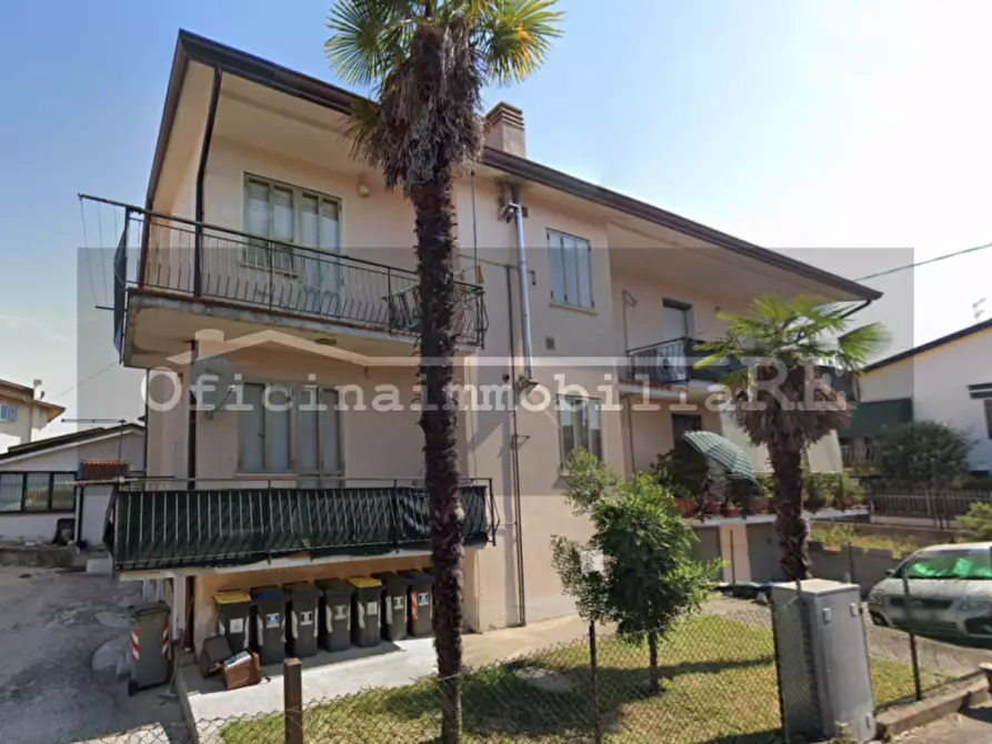 Immagine 1 di Appartamento in vendita  in Via Nuova a Camponogara