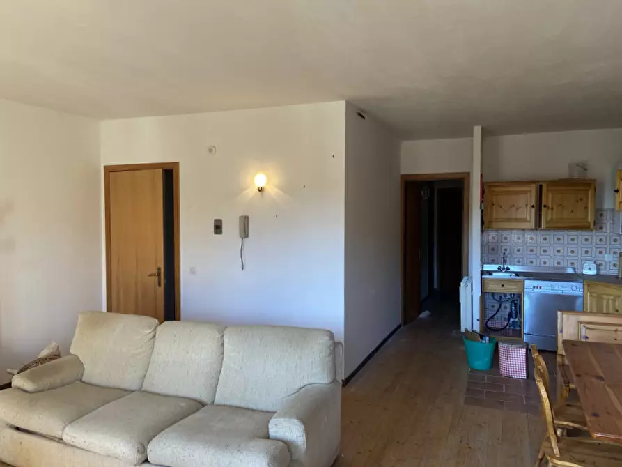 Immagine 3 di Appartamento in vendita  in Viale degli Alpini a Tonezza Del Cimone