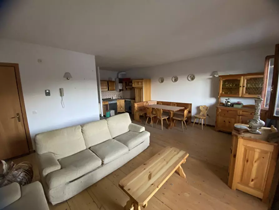 Immagine 5 di Appartamento in vendita  in Viale degli Alpini a Tonezza Del Cimone