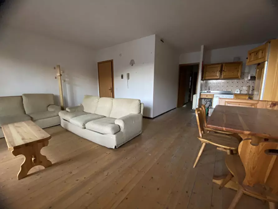 Immagine 22 di Appartamento in vendita  in Viale degli Alpini a Tonezza Del Cimone