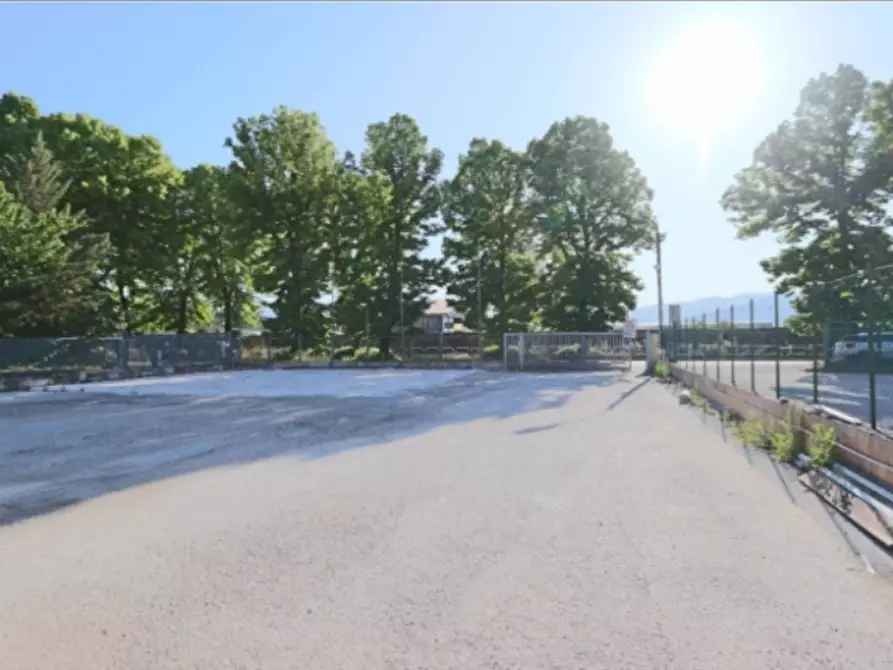 Immagine 14 di Negozio in affitto  in Via Marco Curio Dentato, Rieti (RI) a Rieti