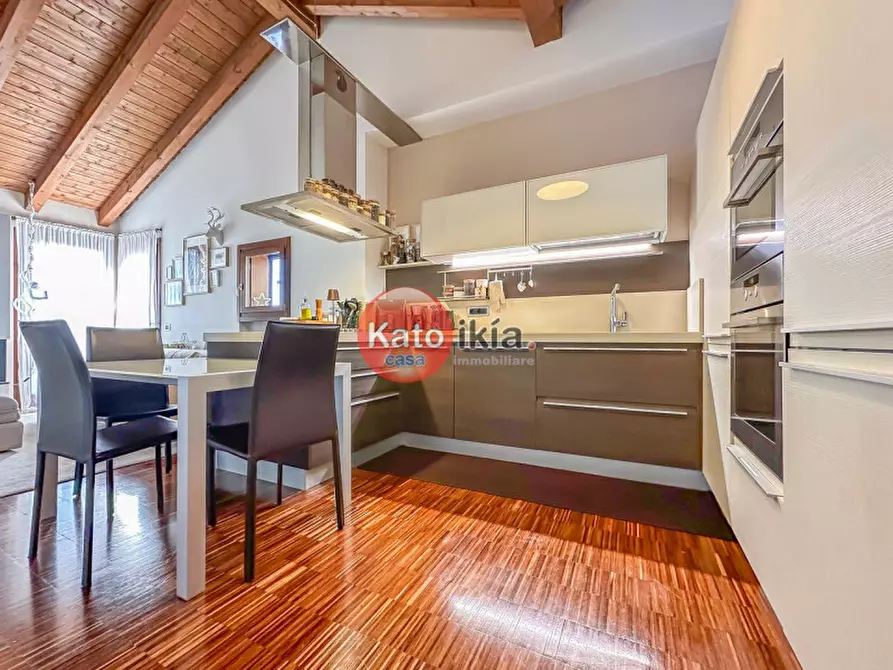 Immagine 2 di Appartamento in vendita  a Altavilla Vicentina