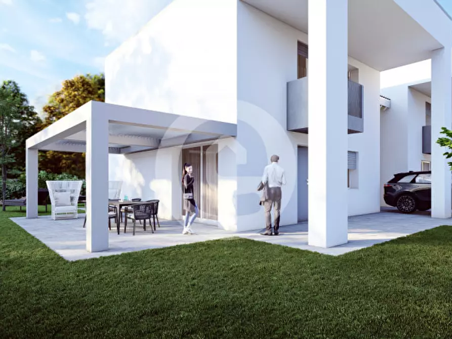 Immagine 1 di Casa trifamiliare in vendita  a San Martino Di Lupari