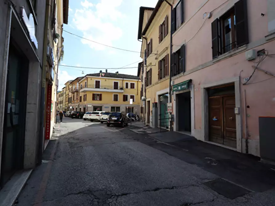 Immagine 2 di Negozio in affitto  in Via Porta Romana a Rieti