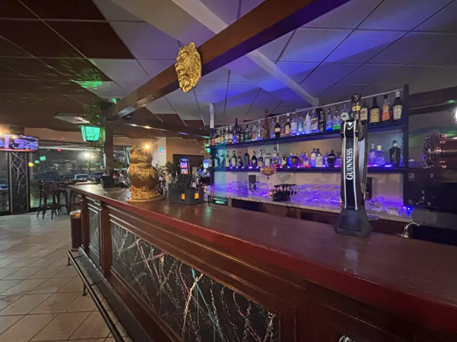 Immagine 7 di Attività commerciale in vendita  in Via Caporalino a Cellatica