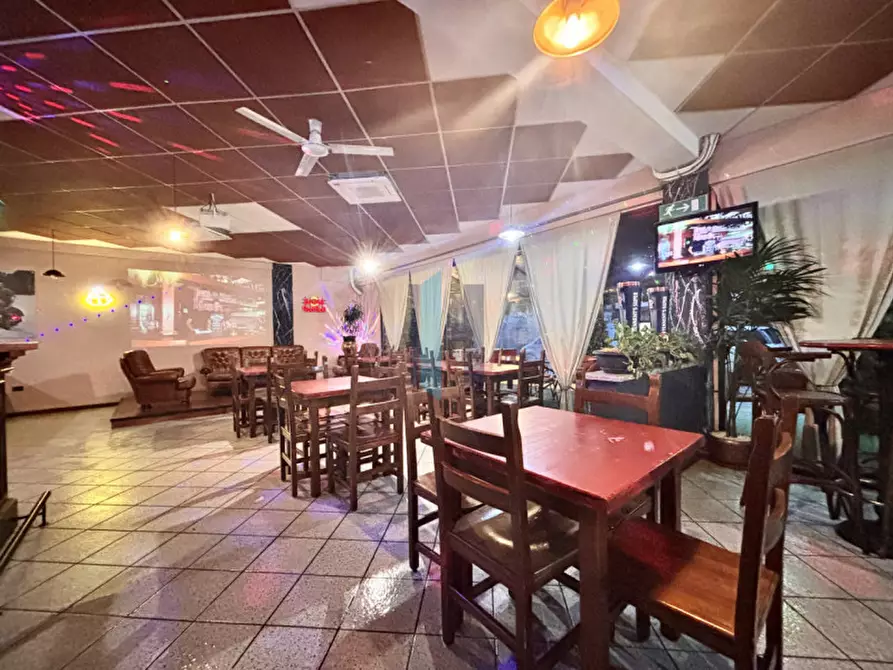 Immagine 12 di Attività commerciale in vendita  in Via Caporalino a Cellatica