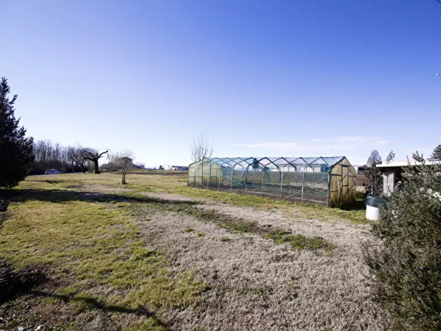 Immagine 1 di Casa indipendente in vendita  in strada provinciale 122 carmagnola- cambiano a Cambiano